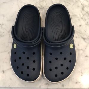 Navy Crocs With Green Outline